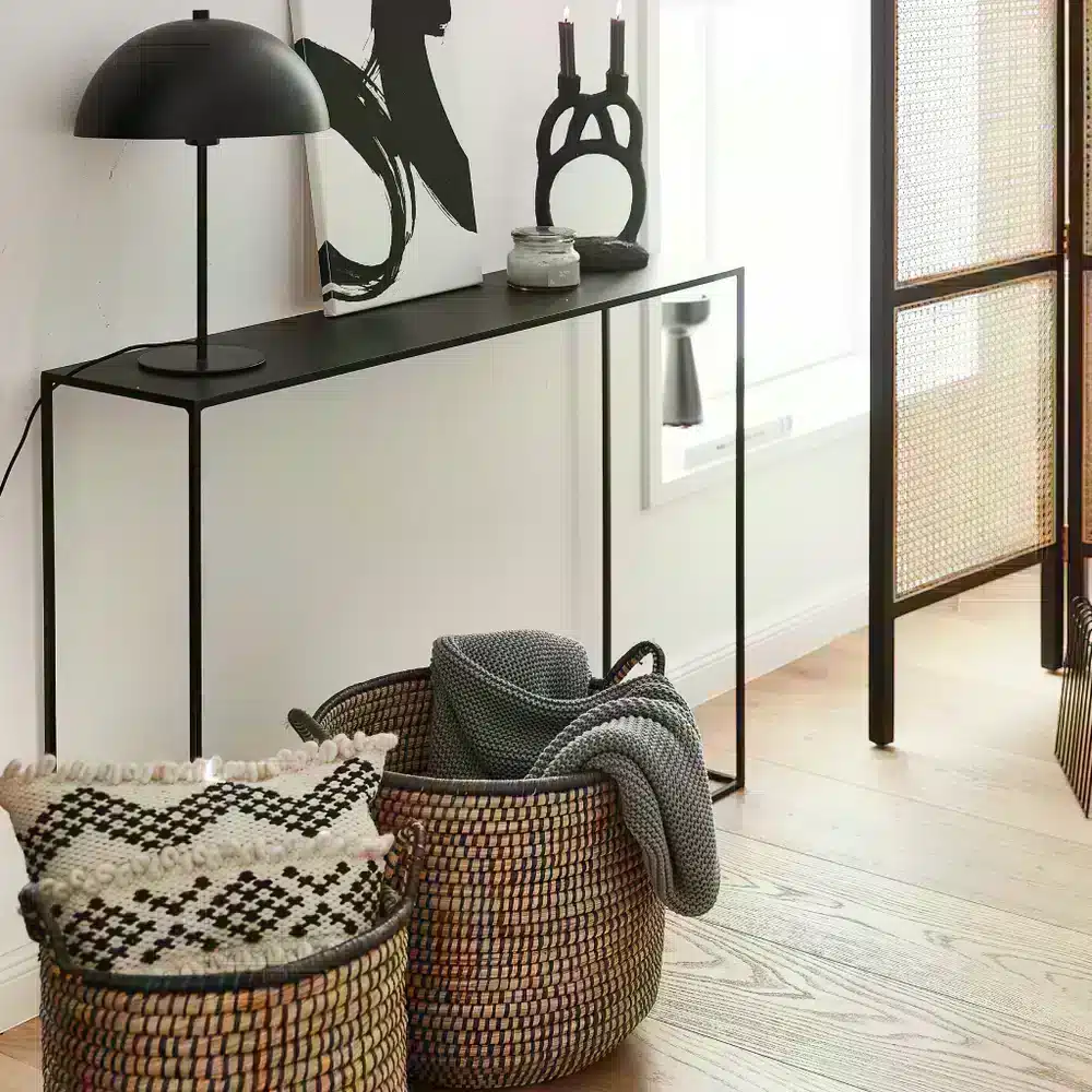 كونسول مودرن إكسبو – معدن اسود 1 كونسول مودرن إكسبو - معدن اسود 1