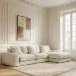 كنب زاوية يمين بلس – كريمي، تصميم عصري، يوفر جلسة مريحة وأنيقة.